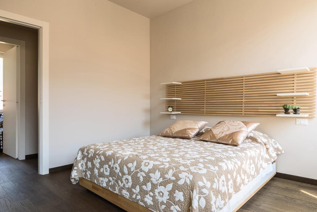 Numero Due Piazza Mazzini - Bymyhomeincomo Exterior foto