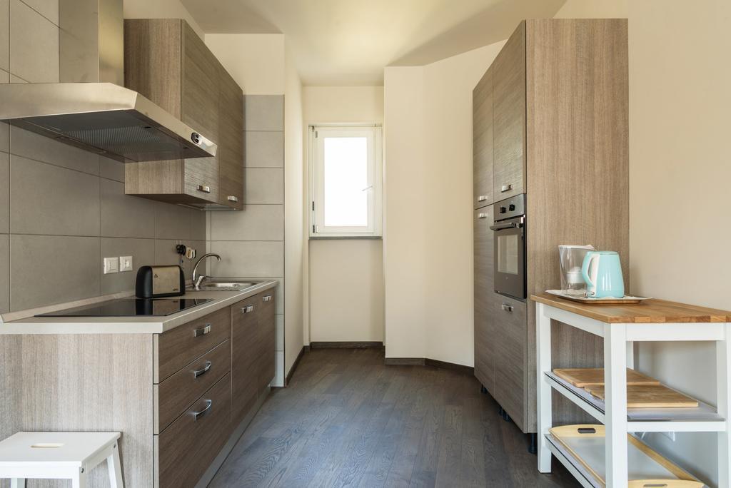 Numero Due Piazza Mazzini - Bymyhomeincomo Exterior foto